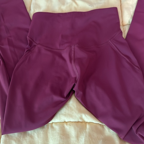 Lululemon base pace cropped high waist leggings size 0 NWOT raw hem inseam 25 - Picture 4 of 7